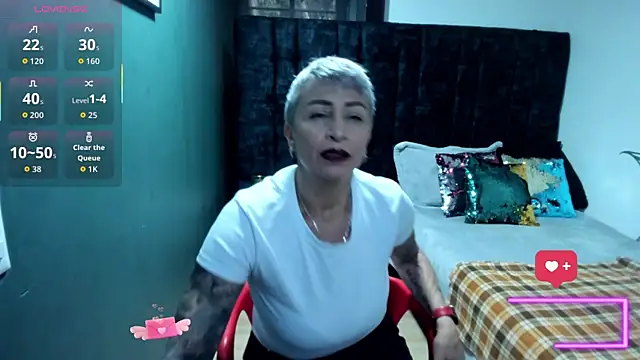 Charlotte  Gray online show from December 2025 07:31:01 PM