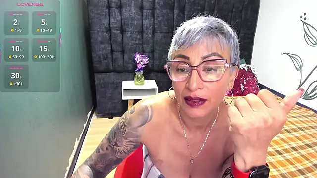 Charlotte  Gray online show from January 2026 09:51:01 PM