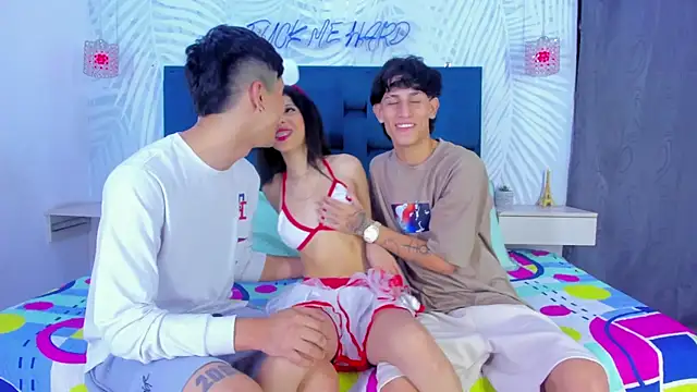 Youngs Wild online show from November 2025 12:11:02 AM