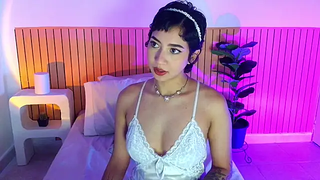emma web  online show from July 2026 02:56:01 PM