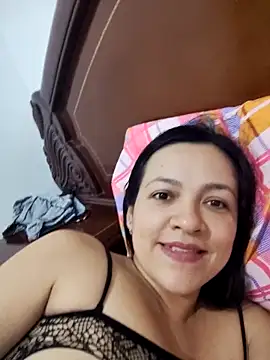 LindaSalo33 online show from November 2025 04:18:02 AM