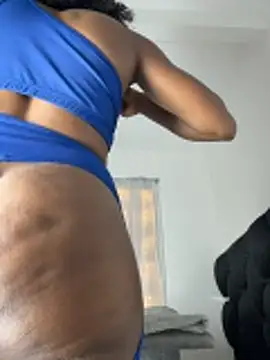 Snapshot of MerliaSsomer chatting on November 2025 12:28:02 PM MerliaSsomer online show from November 2025 12:28:02 PM