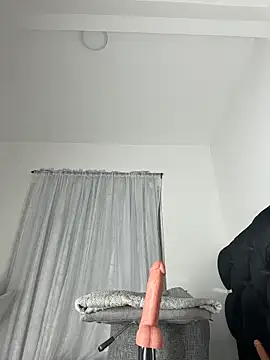 Snapshot of MerliaSsomer chatting on November 2025 12:22:02 PM MerliaSsomer online show from November 2025 12:22:02 PM