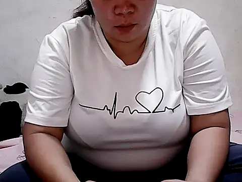 HornyPussie69 online show from February 2026 12:20:02 AM