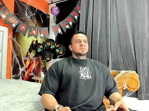 ZEUS-KING online show from October 2025 07:03:01 PM