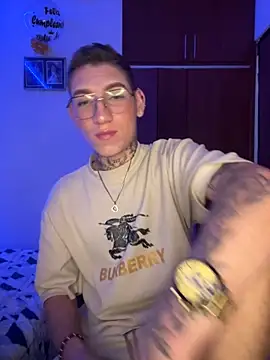 Snapshot of hotxxx_2012 chatting on October 2025 08:29:01 PM hotxxx 2012 online show from October 2025 08:29:01 PM