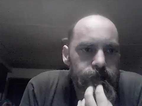 Snapshot of crazyheratic8 chatting on November 2025 11:25:01 PM crazyheratic8 online show from November 2025 11:25:01 PM