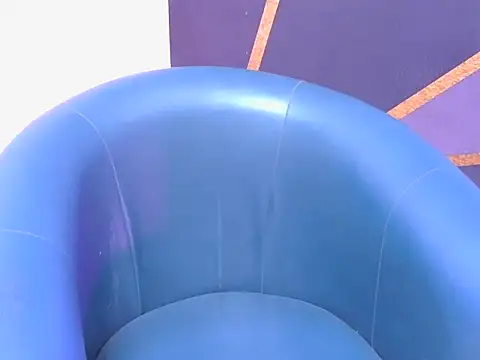 Snapshot of shiny-krisha chatting on November 2025 04:33:02 AM shiny-krisha online show from November 2025 04:33:02 AM