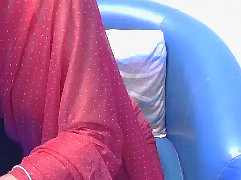 Snapshot of shiny-krisha chatting on November 2025 05:10:01 AM shiny-krisha online show from November 2025 05:10:01 AM