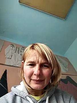 Snapshot of Masha412111 chatting on October 2025 08:56:01 AM Masha412111 online show from October 2025 08:56:01 AM