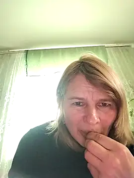 Snapshot of Masha412111 chatting on November 2025 10:37:01 AM Masha412111 online show from November 2025 10:37:01 AM