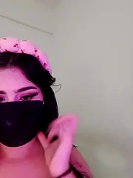 hot inaas online show from November 2025 11:24:01 PM