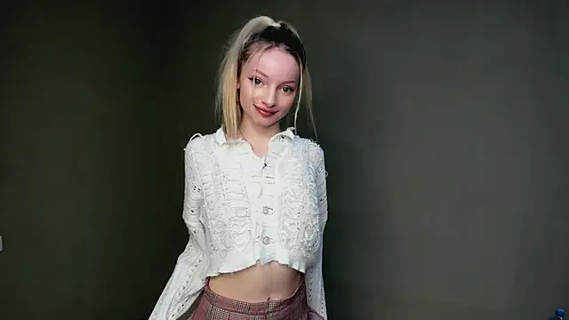 Snapshot of PocketDollX chatting on February 2026 03:17:02 PM PocketDollX online show from February 2026 03:17:02 PM