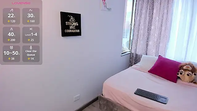 Mila campos online show from October 2025 12:50:01 PM