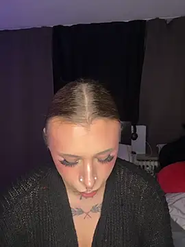 Snapshot of Kimberly-sweety chatting on October 2025 08:20:02 PM Kimberly-sweety online show from October 2025 08:20:02 PM