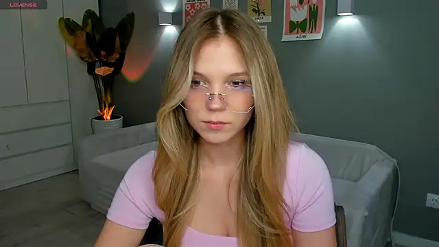 linakorvin online show from November 2025 01:32:02 PM