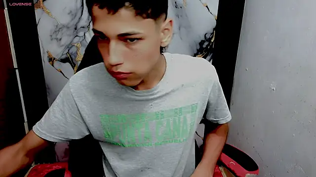 Im david02 online show from February 2026 12:26:01 PM