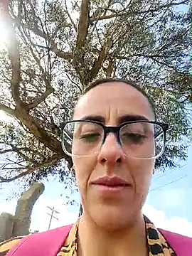 Jade 1-9 online show from October 2025 02:29:01 PM