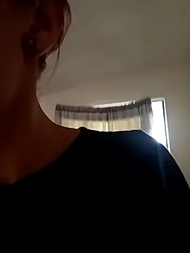 Jade 1-9 online show from November 2025 07:47:01 PM