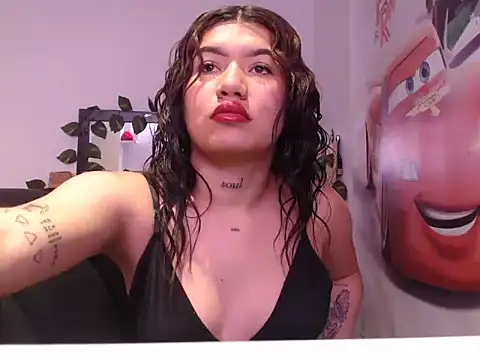 atenea blu online show from November 2025 03:18:02 AM