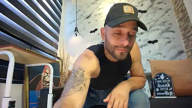 Max Miller S online show from October 2025 06:40:02 PM