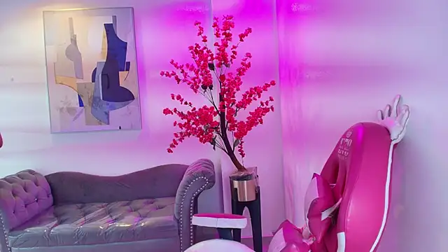 Snapshot of Summer_miller chatting on February 2026 11:25:01 AM Summer miller online show from February 2026 11:25:01 AM