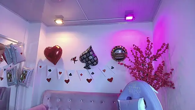 Snapshot of Summer_miller chatting on February 2026 11:42:01 AM Summer miller online show from February 2026 11:42:01 AM