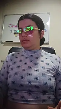 Snapshot of beyondsteel_ chatting on November 2025 04:03:01 PM beyondsteel online show from November 2025 04:03:01 PM