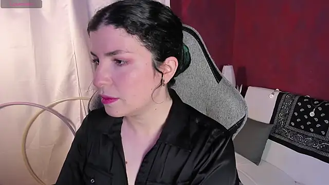 Snapshot of beyondsteel_ chatting on November 2025 02:55:02 AM beyondsteel online show from November 2025 02:55:02 AM