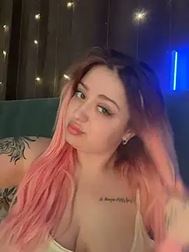 KellyMoors online show from December 2025 01:21:02 AM