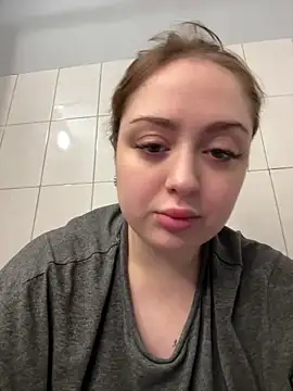 KellyMoors online show from December 2025 08:19:02 AM