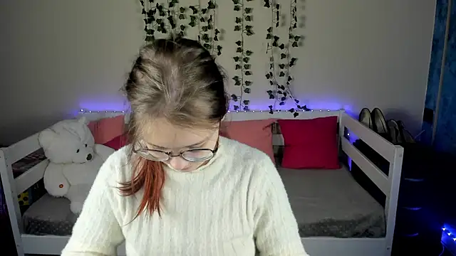 shy elina01 online show from October 2025 10:27:02 AM