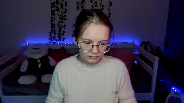 shy elina01 online show from November 2025 10:38:01 AM