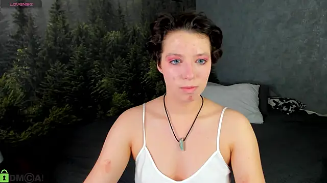 Sara Frayer online show from February 2026 01:33:01 AM