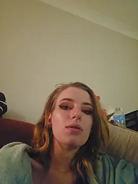 Snapshot of lonely_Cosplay_chick chatting on October 2025 06:58:02 PM lonely Cosplay chick online show from October 2025 06:58:02 PM