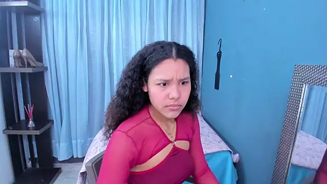 AriaVega online show from October 2025 12:36:01 PM