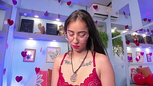 Alana Martinez  online show from February 2026 12:48:02 PM