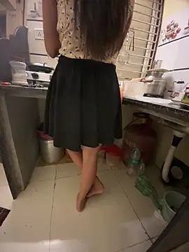 shailja00000 online show from October 2025 12:59:02 PM