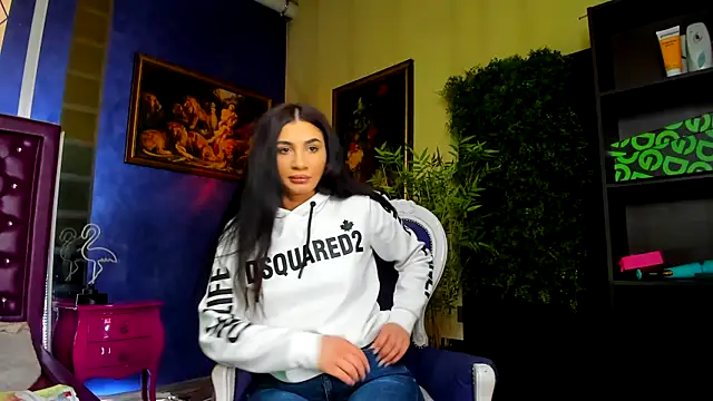 nicolepalmer online show from April 2026 07:00:02 AM