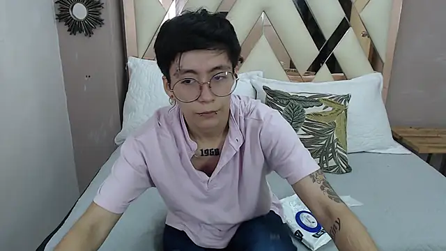 Teddy Jacobs online show from October 2025 07:44:02 PM