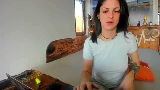 anissawhitenss online show from November 2025 09:19:02 AM