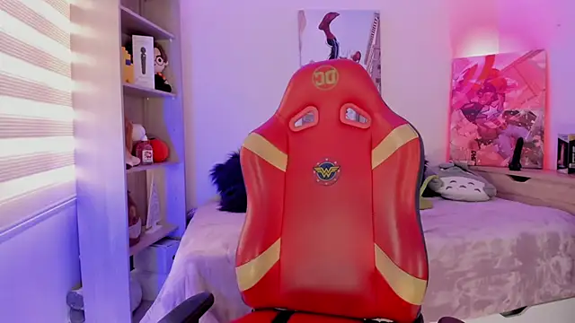 Snapshot of emma_soffia chatting on November 2025 07:35:01 PM emma soffia online show from November 2025 07:35:01 PM