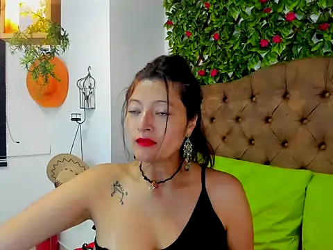 Snapshot of Karla_lust chatting on October 2025 01:23:01 PM Karla lust online show from October 2025 01:23:01 PM