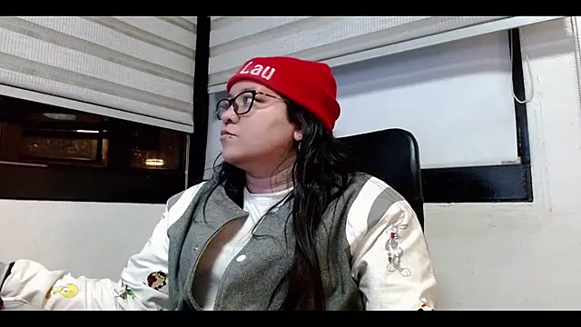 Snapshot of Xander_Taylor_ chatting on October 2025 04:20:02 AM Xander Taylor  online show from October 2025 04:20:02 AM
