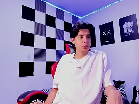 jeycobb online show from October 2025 11:38:01 AM