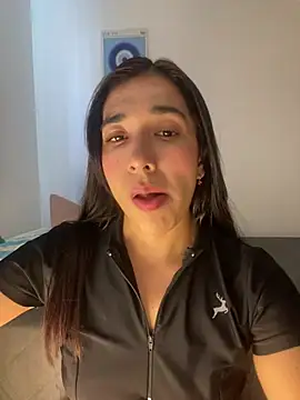 Snapshot of SabrinaEvanss_ chatting on April 2026 08:17:02 PM SabrinaEvanss online show from April 2026 08:17:02 PM