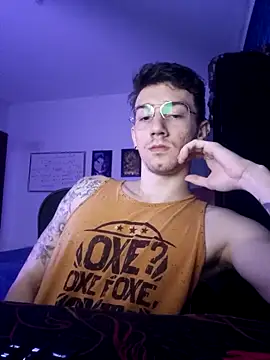 Snapshot of SweetGoodBoy22 chatting on October 2025 05:32:02 PM SweetGoodBoy22 online show from October 2025 05:32:02 PM