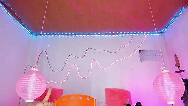 shannon kinne  online show from January 2026 03:58:01 PM