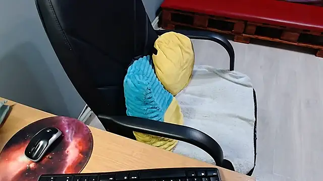 Ledi Catherin online show from January 2026 12:02:01 AM