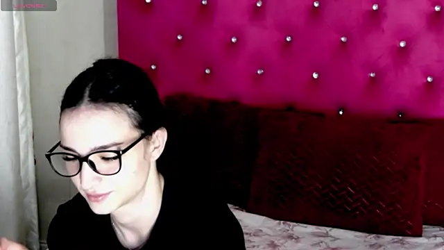KimmySprinkles online show from October 2025 07:24:01 PM